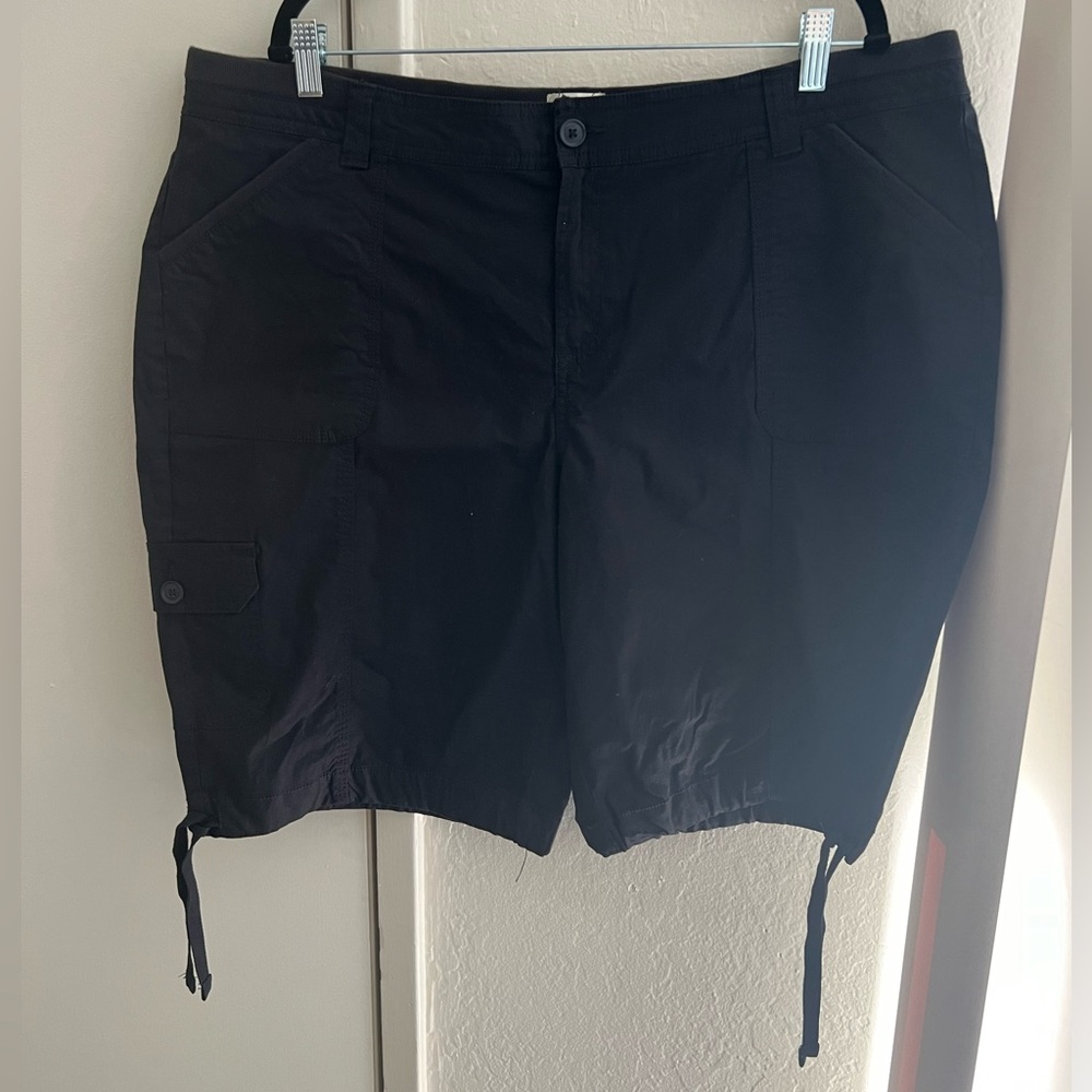 St. John’s Bay Bermuda Black Shorts. Size: 20W. New with tags.
